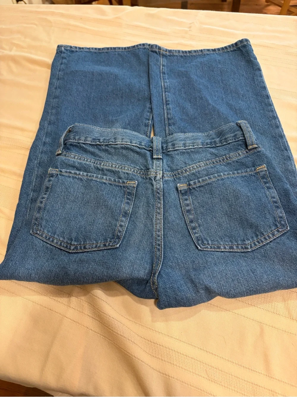 Girls 10 Old Navy Blue Wide-Leg Jeans with Strawberry Embroidery
